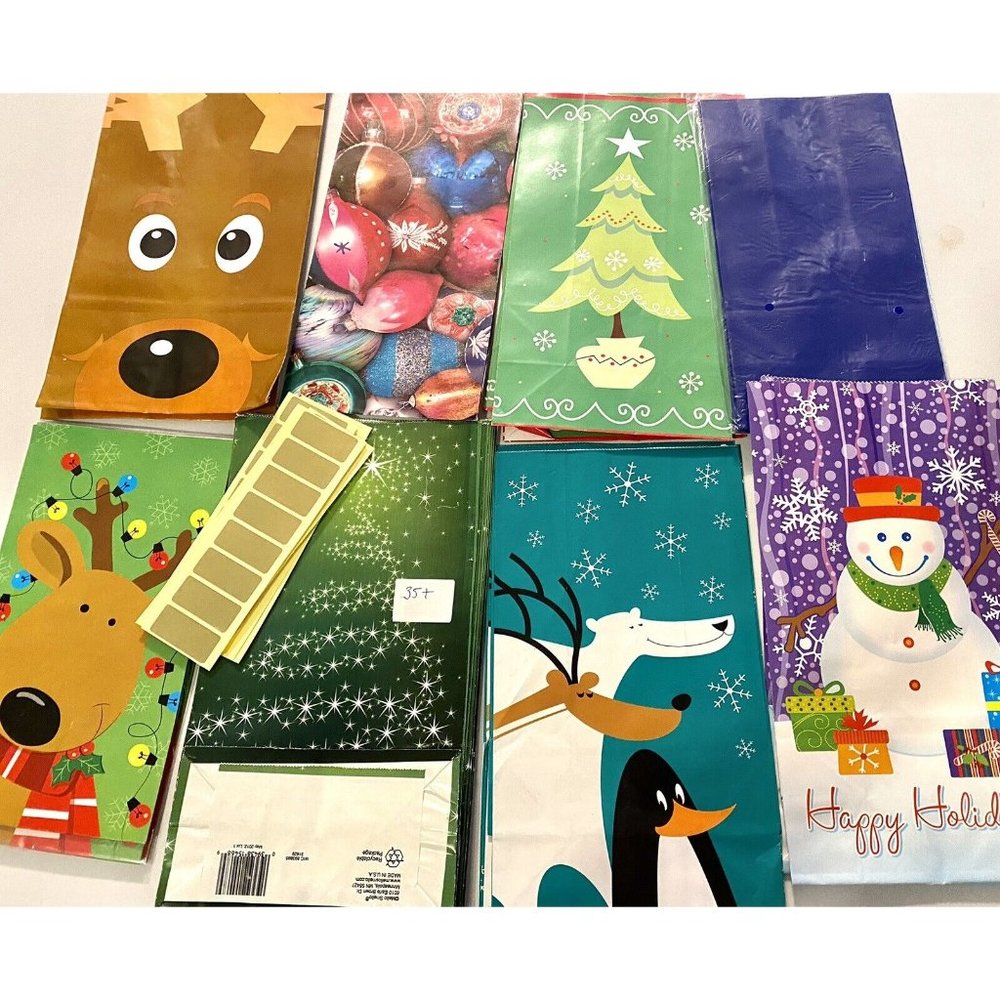 Christmas Paper Gift Bag Lot Of 35 Various Styles With Stickers And Gift Tags